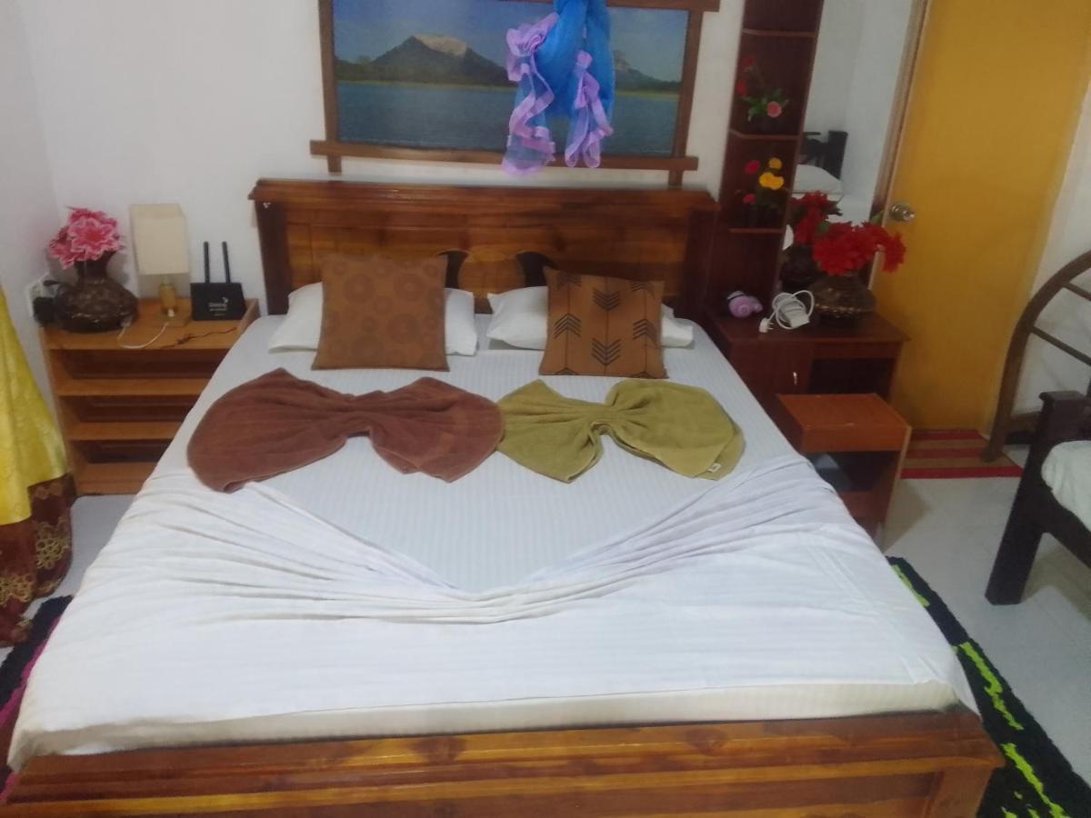 Sigiriya Village Home Stay & Private Room Eksteriør billede
