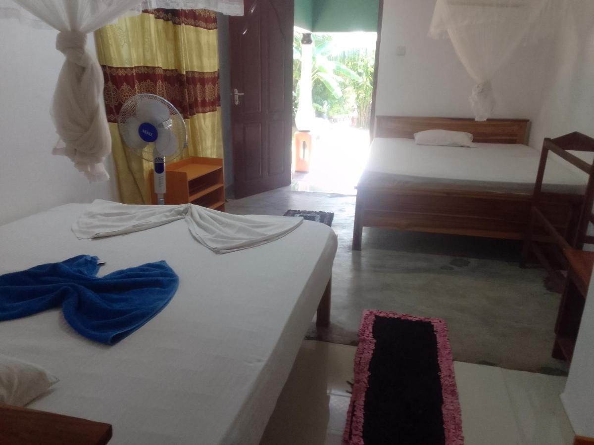 Sigiriya Village Home Stay & Private Room Eksteriør billede