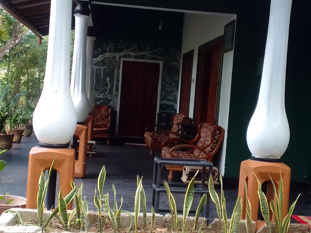 Sigiriya Village Home Stay & Private Room Eksteriør billede